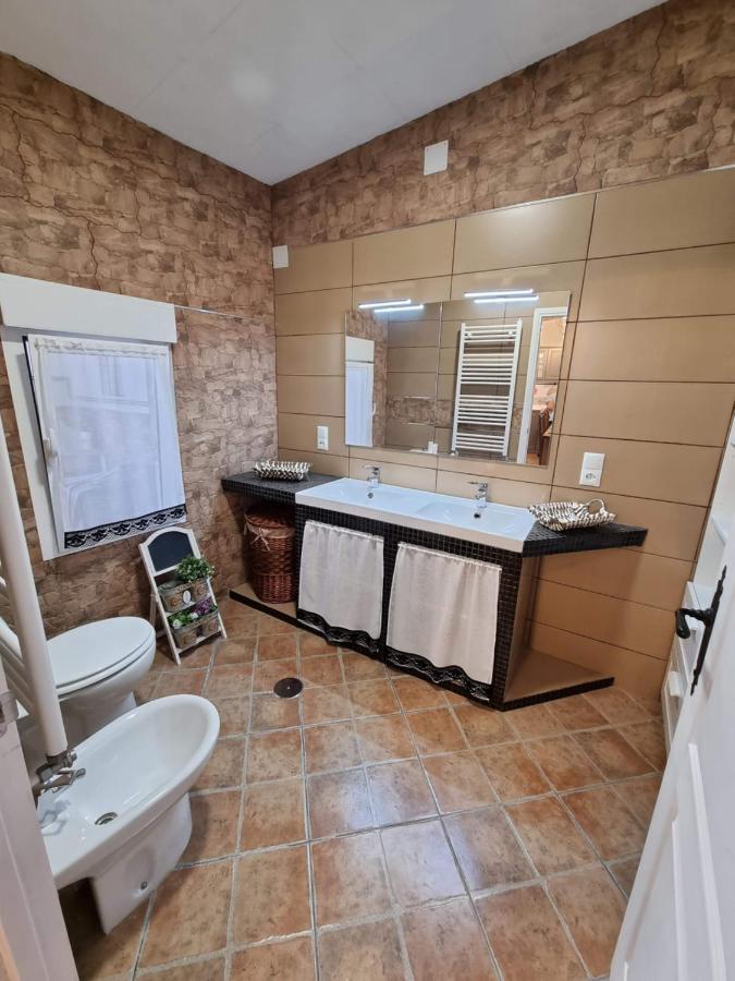 Casa Flora - Casa Rural Con Encanto El Carpio de Tajo ภายนอก รูปภาพ